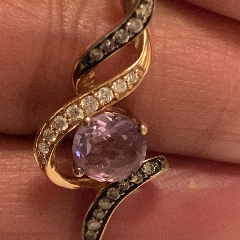 14k rose gold Le vian necklace.